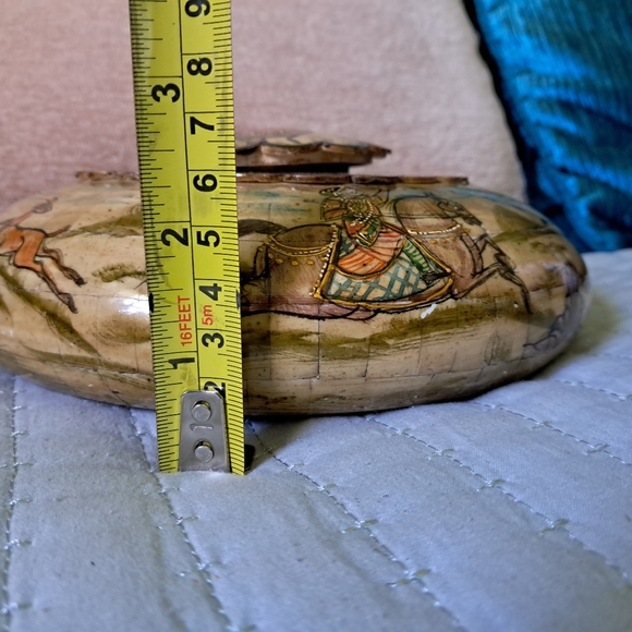 Antique HandPainted Moriage Indian Opium Box w/ Inlaid Camel Bone and Ebony Wood - Picture 14 of 14